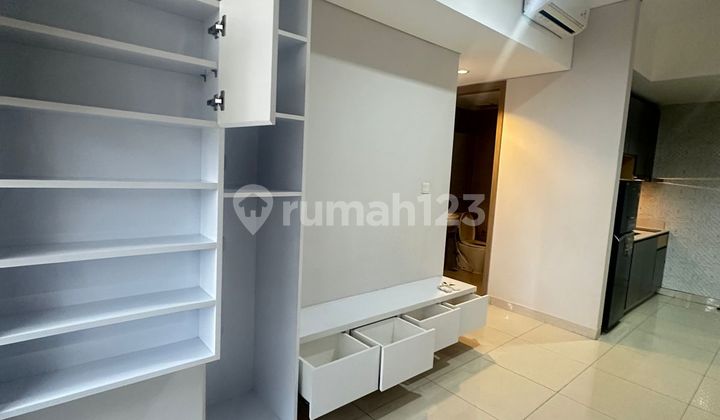 Dijual Apartemen Taman Anggrek Residences 2 Bedroom Semi Furnish Murah 2