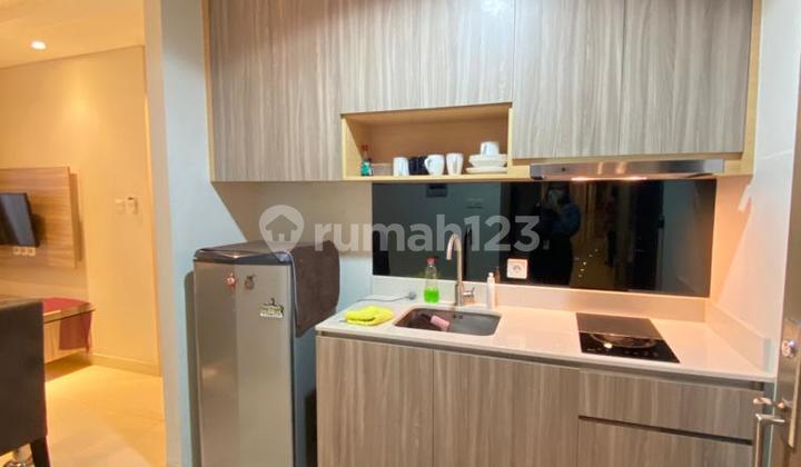 Disewakan Apartemen Taman Anggrek Residences 2 Kamar Tidur Bagus Furnished