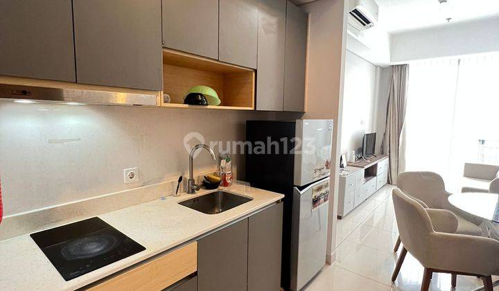 Disewakan Apartemen Taman Anggrek Residences 3 Kamar Tidur Bagus Furnished 1