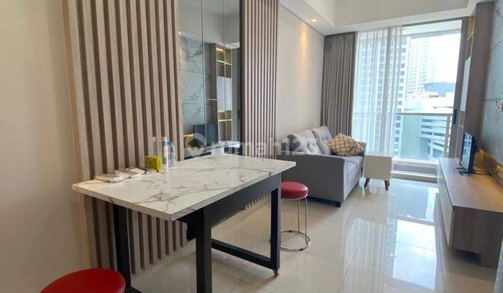 Disewakan Apartemen Taman Anggrek Residences 3 Kamar Tidur Bagus Furnished 2