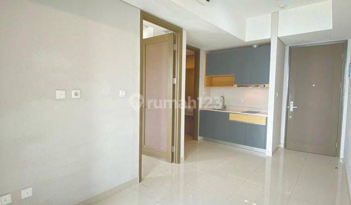 Disewakan Apartemen Taman Anggrek Residences Bagus Semi Furnished