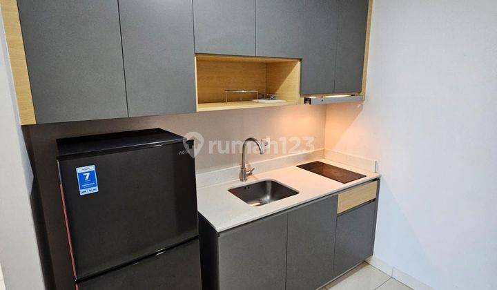 Disewakan Apartemen Taman Anggrek Residences 2 Kamar Tidur Bagus Furnished 1