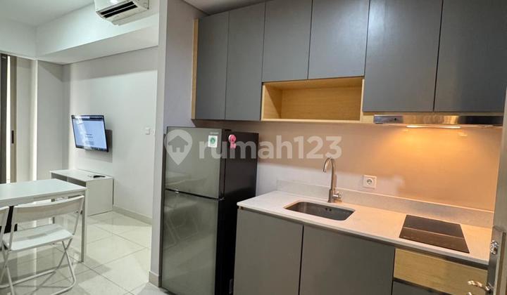 Disewakan 2 Bedroom Furnish Taman Anggrek Residence