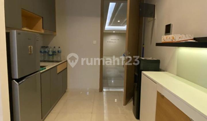 Disewakan 3 Bedroom Furnish Taman Anggrek Residence