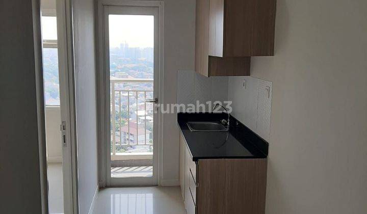 Disewakan Apartemen Madison Park Baru Semi Furnished 1