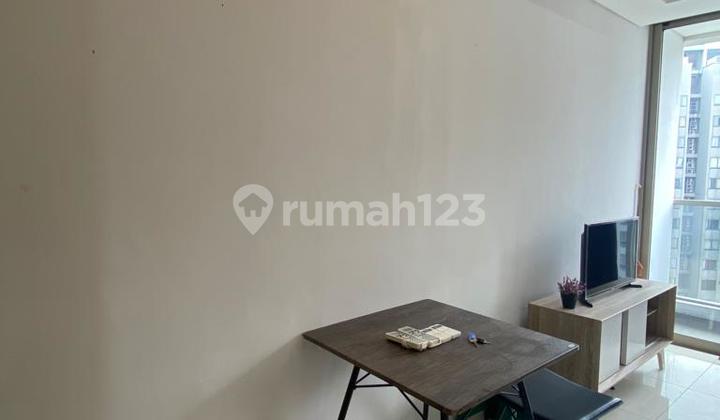 Apartment 3 BR Taman Anggrek Residences Furnished 2