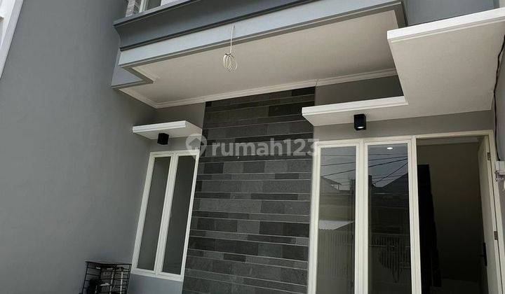 Jual Rumah Baru 2 Lantai SHM Dekat Pusat Kota Surabaya Nginden Intan  1