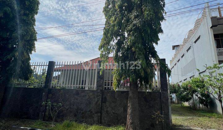 JUAL CEPAT RUMAH FULL RENOV LOKASI STRATEGIS DI BANYUWANGI KOTA 1