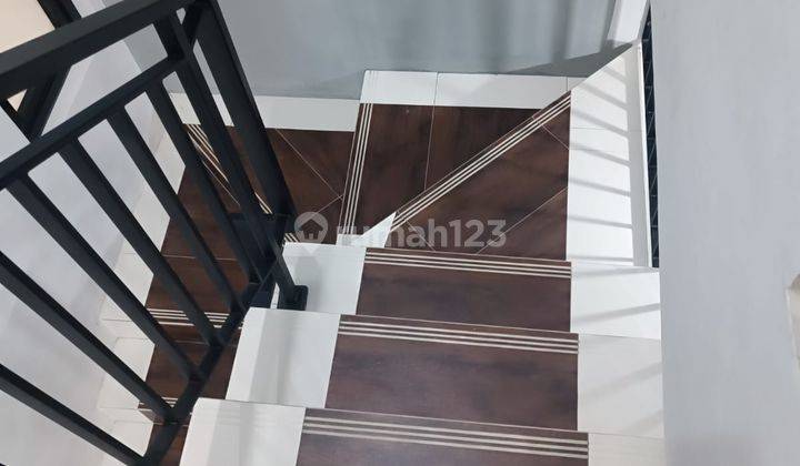 DIJUAL RUMAH BARU 2 LANTAI DEKAT PAKUWON CITY, MERR 2