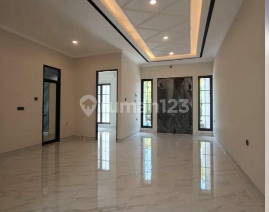 New House in Galaxy Bumi Permai Araya Surabaya Luxurious Row Wide Road Flood-Free 2