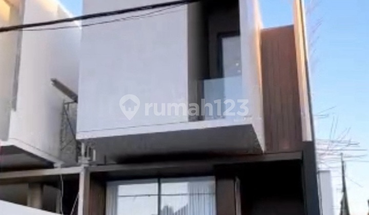 New Surabaya House in Mojoarum Near Dharmahusada, Furnished Bonus. 1