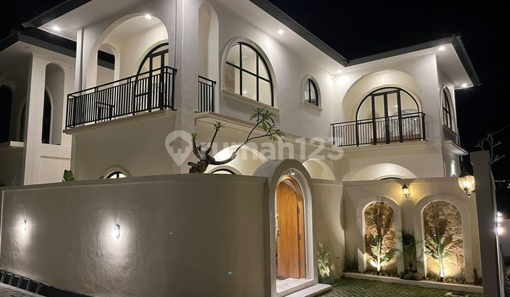 New Villa in Canggu Furnished Swimming Pool New Villa in Canggu Furnished Swimming Pool