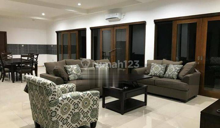 Rumah Dijual di Taman Telaga Golf Bsd Tangerang 1