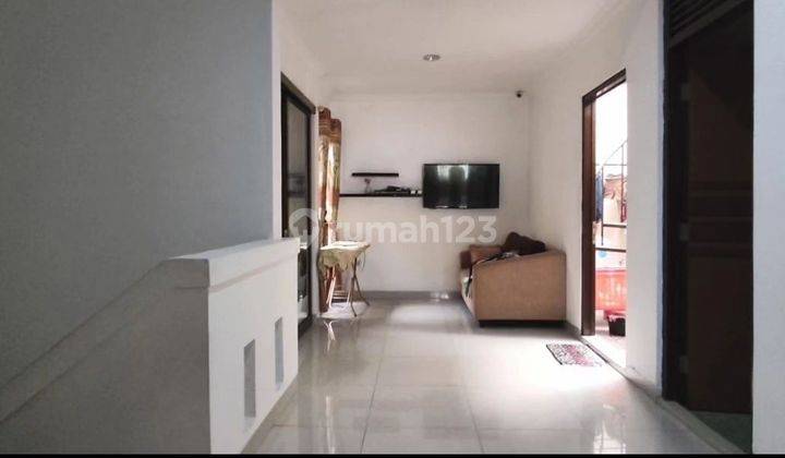 Rumah Dijual Green Mansion Jakarta Barat Rumah di Jl. Green Mansion 2