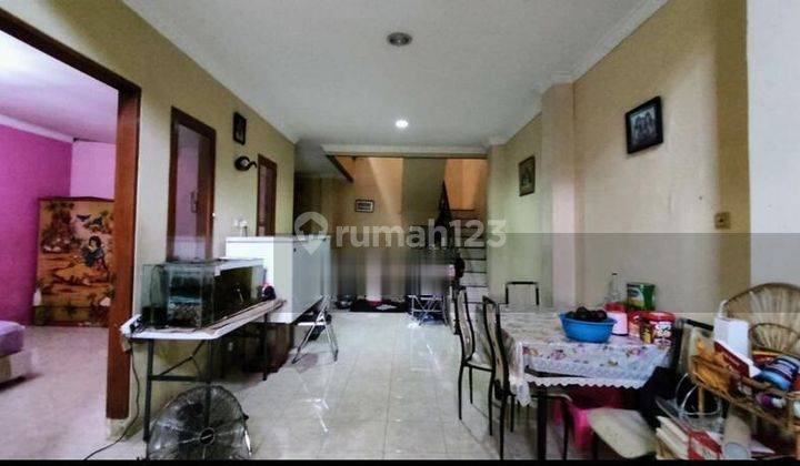 Rumah Dijual di Taman Ratu Jakarta Barat 1