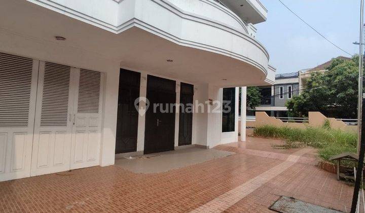 Rumah Dijual di Green Garden Kedoya Jakarta Barat 2