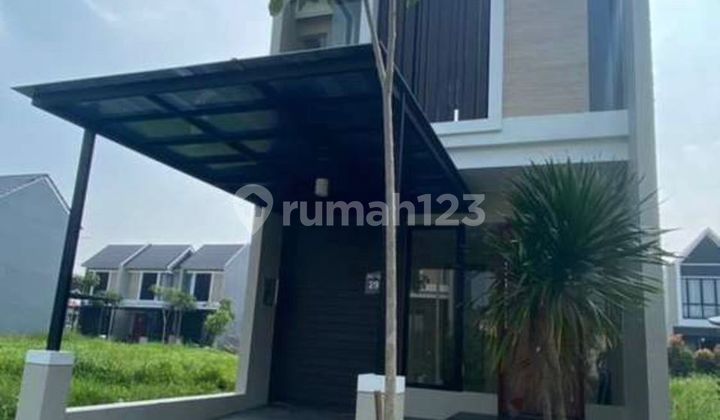 Disewakan Cepat dan Murah Rumah di North West Park Citraland Surabaya  1