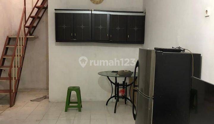 Rumah di Taman palem Cengkareng Jakarta Barat hadap Timur Laut 2