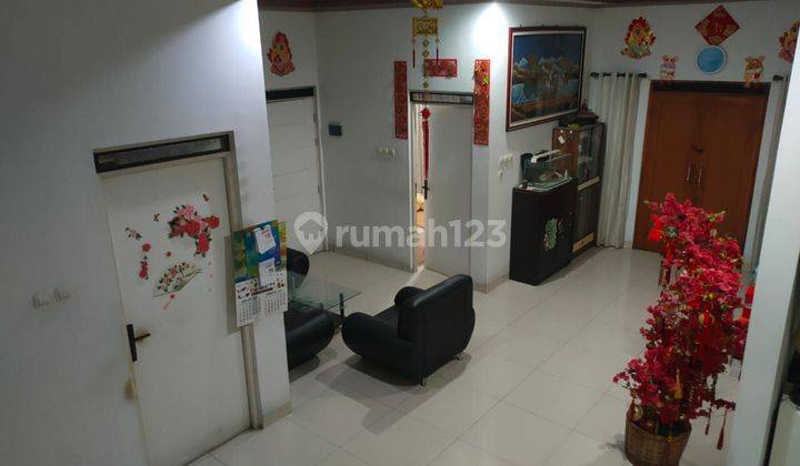 Rumah Cantik Di Taman Kopo Indah 3 1