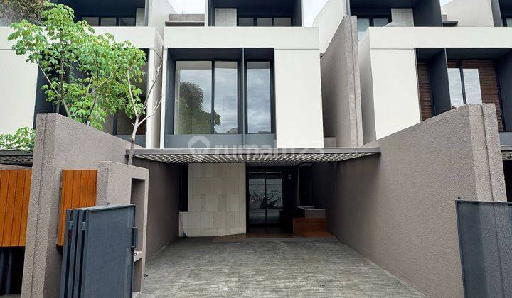 Rumah Baru, Modern, Siap Huni di Kemang, Jakarta Selatan 1