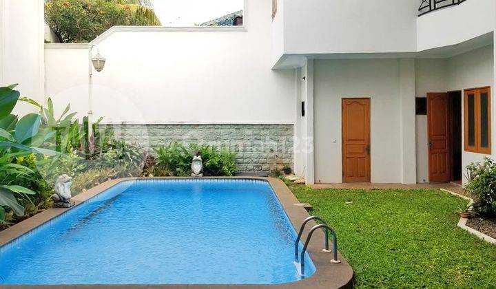 Rumah Dalam Komplek, Ada Pool di Cipete, Jakarta Selatan 1