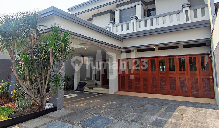 Turun Harga. Rumah Bagus Dan Terawat di Cilandak, Jakarta Selatan