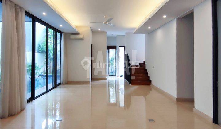 Townhouse Modern, Siap Huni di Kemang, Jakarta Selatan 2