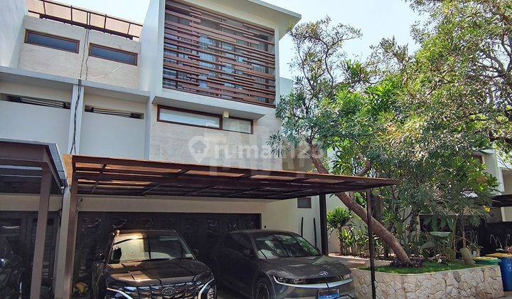 Townhouse Tropical, Baru, Nyaman di Kemang, Jakarta Selatan 1