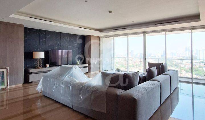 Apartemen Providence Park, 363 Sqm, 3 Brm High Quality Furniture 2