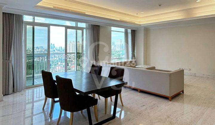 Apartemen Botanica Simprug, 195 Sqm, 2 Br, Furnished 2