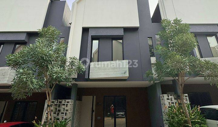 Townhouse Modern Minimalis di Pondok Cabe, Tangerang Selatan 1