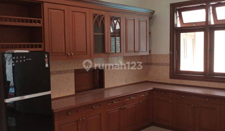 Rumah Terawat, Furnished, Strategis di Cipete, Jakarta Selatan 2