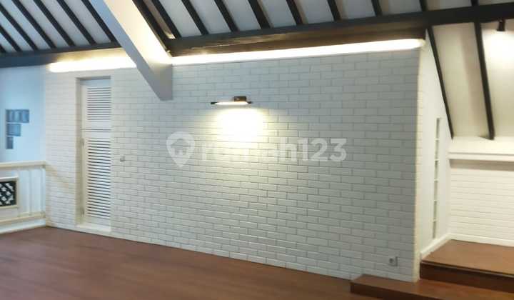 Rumah Bagus, Lokasi Strategis, Kondisi Terawat di Pondok Indah, Jakarta Selatan 2