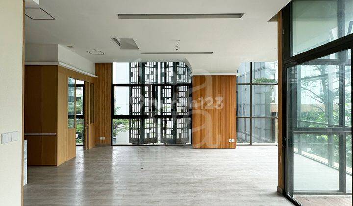 Apartemen Senopati Suites, 167 Sqm, 2 Br, Balcony, Semi Furnished 1