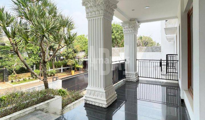 Rumah Mewah, 3 Lantai, Ada Pool di Cilandak, Jakarta Selatan 2