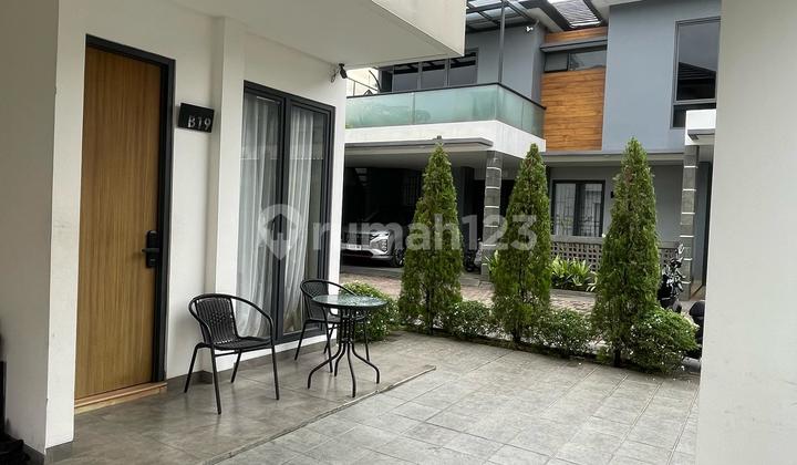 Modern Minimalist Townhouse, Near Pondok Ranji KRL Station in Bintaro, South Tangerang 2