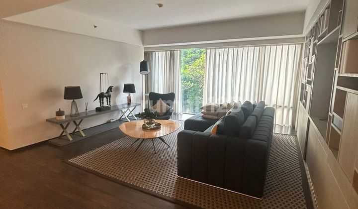 Apartemen Verde One, 310 sqm, 3 Br, Furnished, with Private Garden Apartemen Verde One, 310 sqm, 3 Br, Furnished, with Private Garden