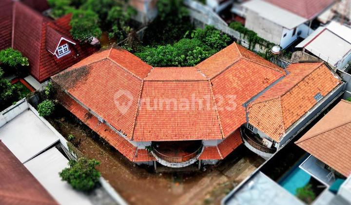 Rumah Lama Hitung Tanah, Harga di Bawah NJOP, Bebas Banjir di Kemang, Jakarta Selatan