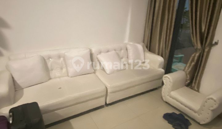Rumah Modern Minimalis, 2 Lantai, Dekat Stasiun Krl di Bintaro, Tangerang Selatan 2