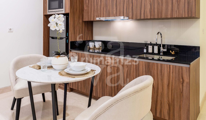 Apartemen 57 Promenade, 55 sqm, 1 Br, Furnished, Mid Zone 2