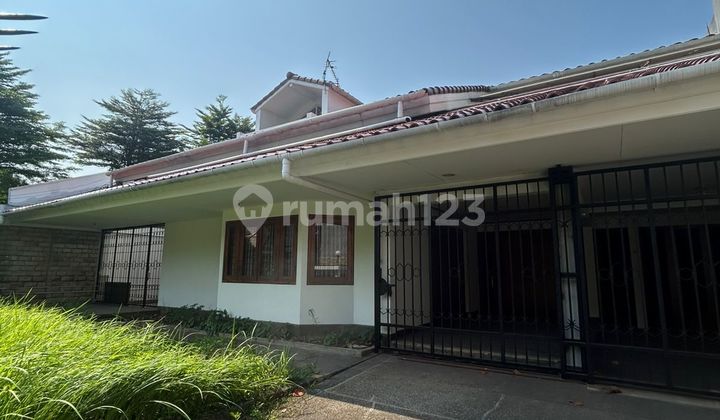 Rumah Luas, Minimalis Modern, Terawat, Lokasi Premium dan Sangat Strategis di Menteng, Jakarta Pusat