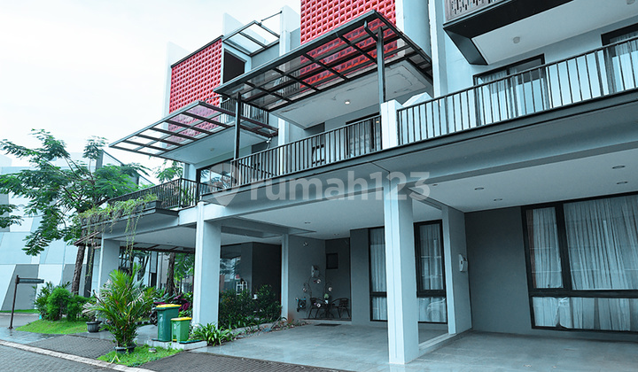 Modern Minimalist House, in Lebak Bulus Cluster, South Jakarta