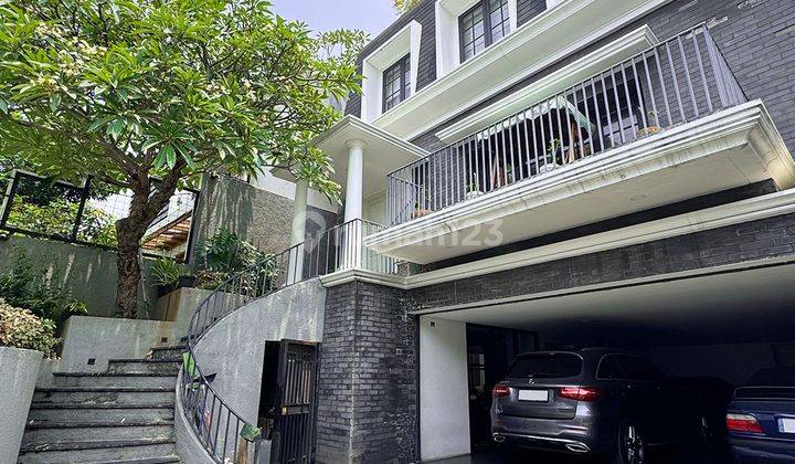 Rumah Mewah, Modern Classic Dekat Senopati Scbd, Jakarta Selatan 1