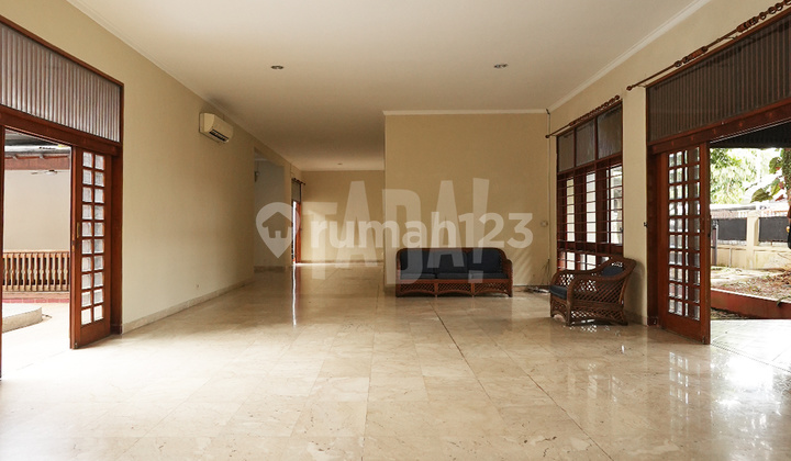 Rumah Luas, Terawat, Dekat MRT di Cipete, Jakarta Selatan 2