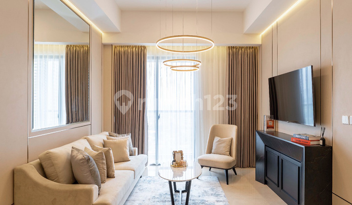 Apartemen 57 Promenade, 55 sqm, 1 Br, Furnished, Mid Zone