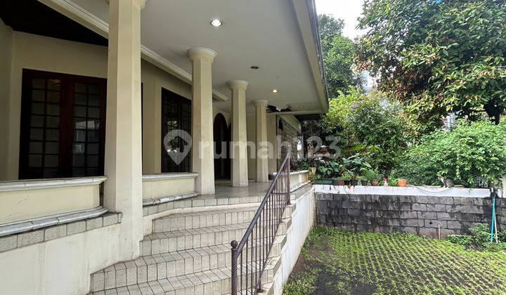 Harga Bagus, di Bawah NJOP, Lokasi Bagus, Rumah Hitung Tanah di Mega Kuningan, Jakarta Selata