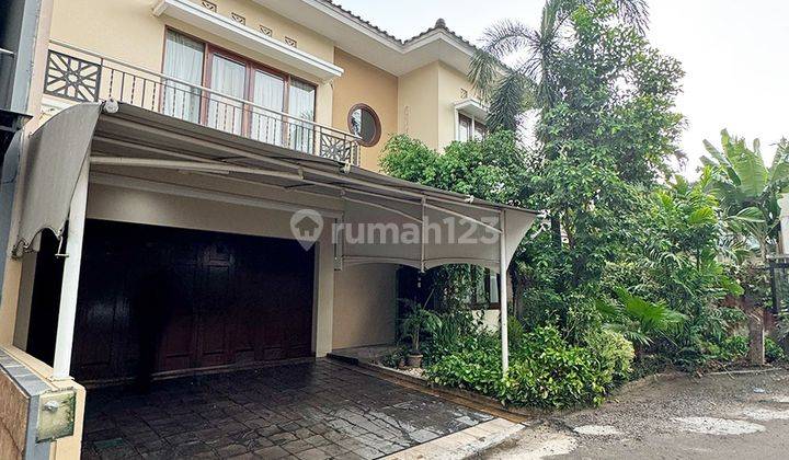 Townhouse Cantik Asri di Ampera Kemang, Jakarta Selatan 1