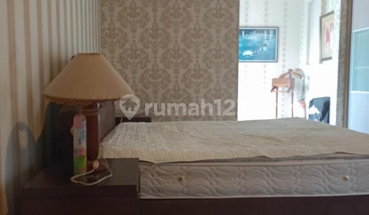 Rumah 2 Lantai, Semi Furnished, Sharing Pool di Pejaten, Jakarta Selatan 2