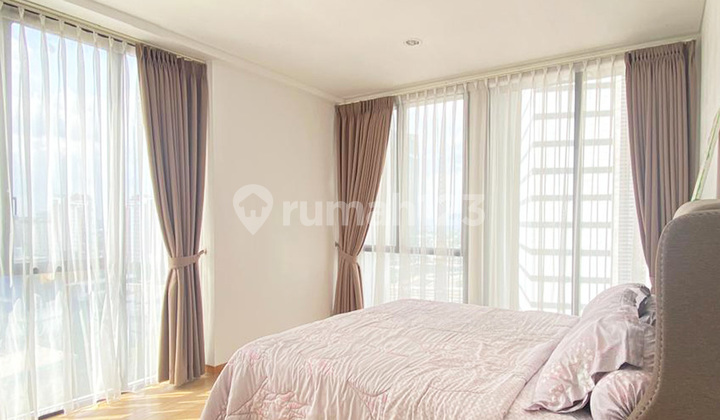 Apartemen Izzara Simatupang, 99 sqm, 2 Br, Furnished, Good Condition