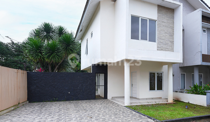 Rumah Dalam Cluster, Kondisi Terawat, Rapi di Andara, Depok